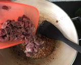 Foto langkah ke 6 dari resep Hati Kentang Masak Manis.