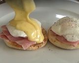 A picture of step 6 of Eggs Benedict.