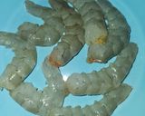Foto del paso 1 de la receta: Carpaccio de pera, gambas y tomate