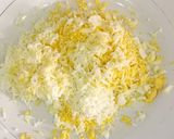 A picture of step 1 of Crispy Egg Bomb.