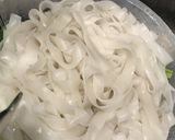 Foto langkah ke 1 dari resep Kwetiaw Seafood Goreng.