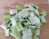 Foto del paso 4 de la receta: Arroz frito con pak choi