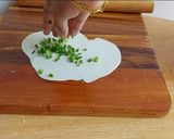 รูปขั้นตอนการทำที่ 6 ของ Scallion pancake แพนเค้กต้นหอม สไตล์จีน