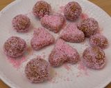 Foto del paso 5 de la receta: Cocadas con manjar (forma de corazón) románticas