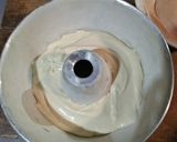 Foto langkah ke 5 dari resep Bolu Kukus Pelangi.