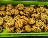 Crunchy choco cips cookies renyah langkah memasak 5 foto