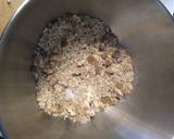 Une image de l'étape 1 de Baked oatmeal raisin noix.