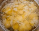 Foto langkah ke 1 dari resep Saute Potatoes.