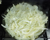 Foto del paso 1 de la receta: Cebolla caramelizada normal y aromatizada con pimentón dulce