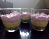 A picture of step 10 of Fig, vanilla and gulkand truff.