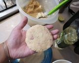 Foto del paso 3 de la receta: Tortitas de papa con atún
