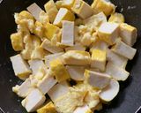 Foto langkah ke 1 dari resep SOP CAMPUR Tahu Sosis.