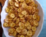 A picture of step 3 of Banana crisps#theme challenge# cooking with bananas.
