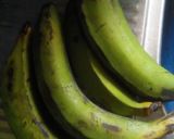 A picture of step 1 of Breakfast bananas.