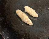 A picture of step 3 of Sabudana pakoda.