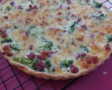 Foto del paso 4 de la receta: Quiche de brócoli con jamón y queso