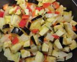 Foto del paso 2 de la receta Bacalao con tomate y verduras