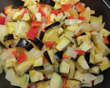 Foto del paso 2 de la receta: Bacalao con tomate y verduras