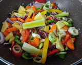 Foto del paso 1 de la receta: Garbanzos con verduras, tofu y comino