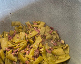Foto del paso 6 de la receta: Judías verdes salteadas con patata y jamón