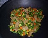 Foto langkah ke 6 dari resep Tumis sayur baso bumbu kari.