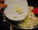 A picture of step 4 of Chicken noodle soup.