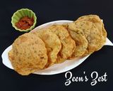 A picture of step 3 of Kasuri Methi Pooris.