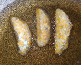 Foto langkah ke 3 dari resep Potato Wedges.