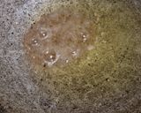 ज्वार के आटे की फ्राई इडली (jowar ke aate ki fry idli recipe in Hindi) रेसिपी चरण 3 फोटो