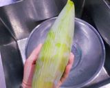 Hình bước làm 1 của món Hoa Chuối Hột Trộn Tôm