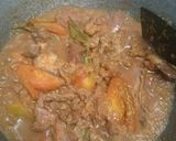 Foto langkah ke 6 dari resep Daging Sapi Masak Tomat.