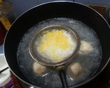 Foto langkah ke 5 dari resep Baso aci pedas kuah bumbu indomie.