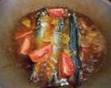 Foto langkah ke 4 dari resep Tumis Pindang Kecap.