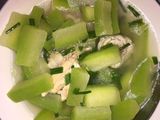 Canh bí đao hầm xương