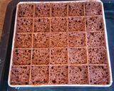 Foto langkah ke 5 dari resep CAKE Caramel loyang sekat.