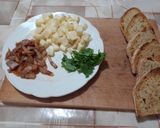 Foto del passaggio 4 della ricetta Patate con uova in padella