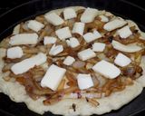 Foto del paso 4 de la receta: Pizza pastrami con cebollas caramelizadas