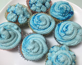 Foto del paso 4 de la receta: Cupcakes de arándanos keto con buttercream de queso (muffins o magdalenas)