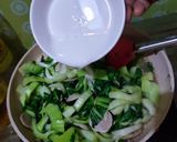 Foto langkah ke 5 dari resep Pokcoy Bakso Saus Tiram.