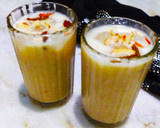 A picture of step 3 of Dates and banana shake.