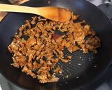Une image de l'étape 6 de Trio de pâtes aux girolles, pancetta, emmental et persil (pasta cheese).