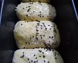 A picture of step 8 of 3 -layers chicken buns 😘😘.
