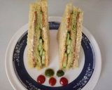 A picture of step 5 of Mumbaiya street vegetable sandwich.