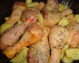 Foto del paso 1 de la receta: Jamoncitos de pollo y patatas al horno con sobrasada