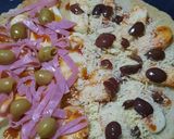Foto del paso 6 de la receta: Menú fácil - pizza con provolone y algo más