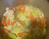 Foto del paso 1 de la receta: Sopa de almejas