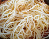 Foto del paso 8 de la receta: Spaghetti con anchoas y aceitunas negras