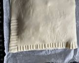 Foto del paso 6 de la receta: Hojaldre de pimientos asados al ajillo, setas y quesos, con top de pimentón dulce y chía