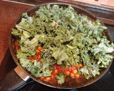Foto del paso 4 de la receta: Garbanzos con Kale