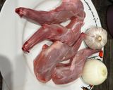 Foto del paso 1 de la receta: Jamoncitos de conejo con salsa de verduras